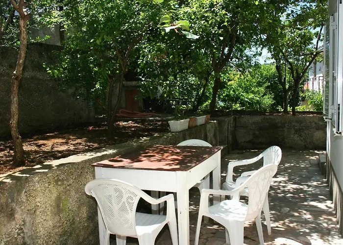 아파트 By The Sea Mastrinka, Ciovo - 1005 트로기르