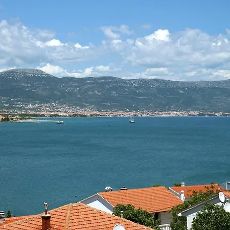 Apartments By The Sea Mastrinka, Ciovo - 1005 Apartman Trogir
