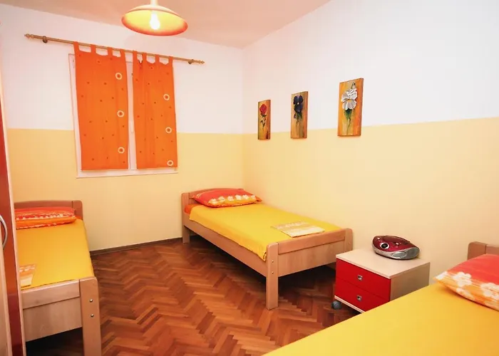 Appartement By The Sea Mastrinka, Ciovo - 1005